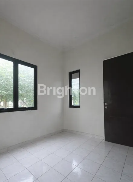 image RUMAH HOOK DEPAN LAPANGAN, LT 107M² DI HARVEST CITY (2)