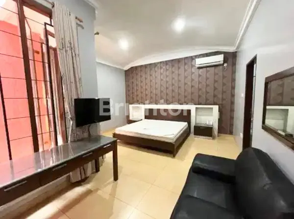 image RUMAH BARU SELESAI RENOV 3LANTAI SIAP HUNI DI KELAPA GADING. (6)