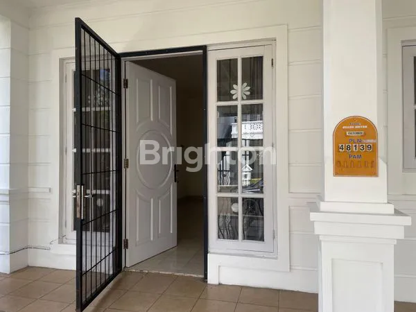 image RUMAH SIAP HUNI, DEKAT SEKOLAH PENABUR LT 128M² DI KOTA WISATA (2)