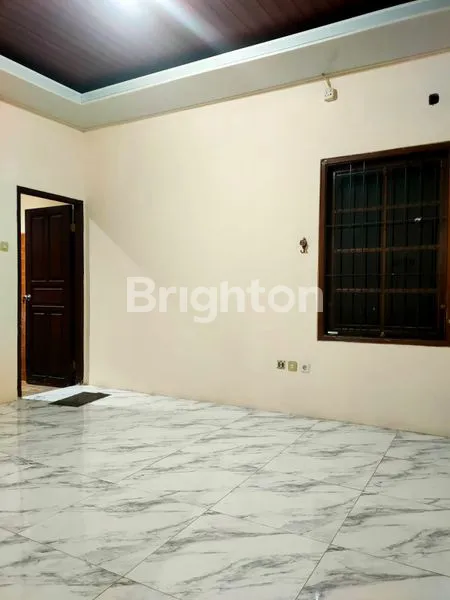 image RUMAH STRATEGIS DILENTENG AGUNG DEKAT UI  (3)