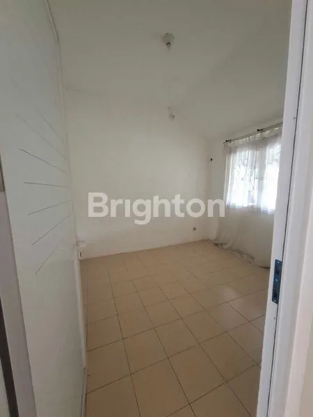 image RUMAH SIAP HUNI TAMAN UBUD ASRI LIPPO KARAWACI TANGERANG (3)