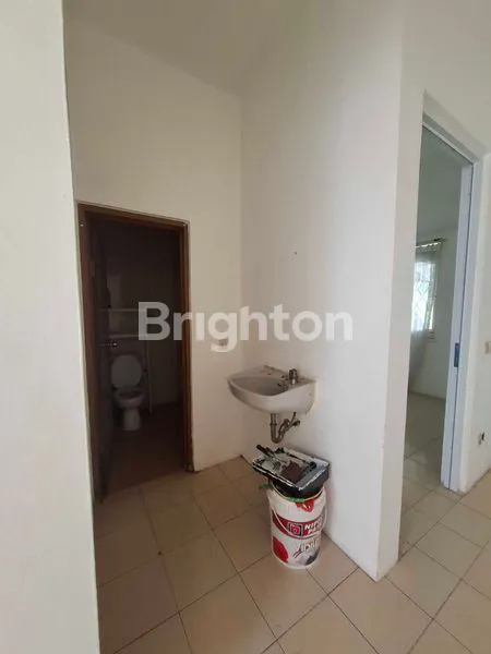 image RUMAH SIAP HUNI TAMAN UBUD ASRI LIPPO KARAWACI TANGERANG (5)