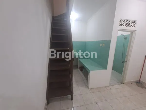 image RUMAH 2 LANTAI SIAP HUNI DI GROGOL, LUAS 138M² (2)