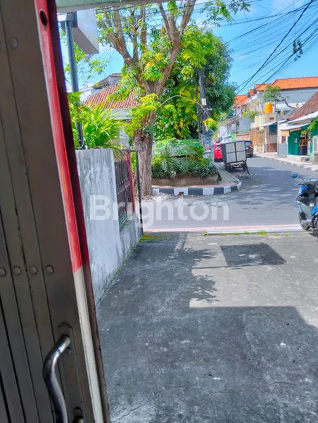 image RUKO 3 LANTAI DEKAT BANK MANDIRI GAJAH MADA DENPASAR  (5)