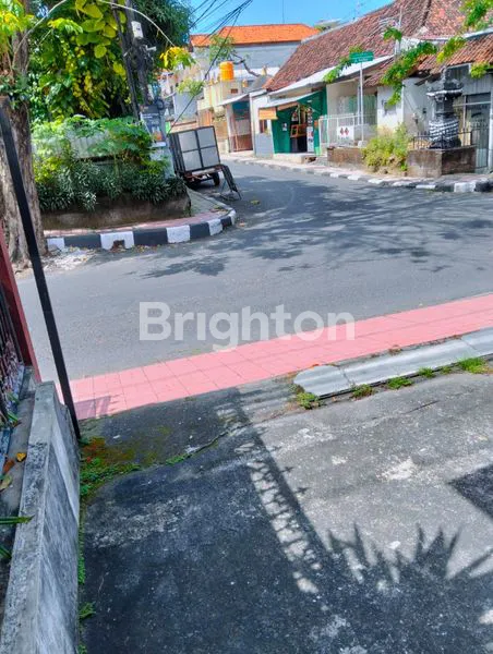 image RUKO 3 LANTAI DEKAT BANK MANDIRI GAJAH MADA DENPASAR  (8)