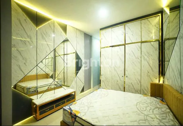 image RUMAH 2 LANTAI FULL FURNISHED, DEKAT SEMINYAK & CANGGU (5)