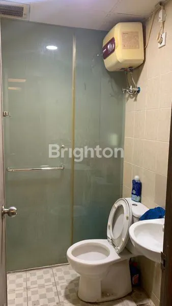 image APARTEMEN MEDITERANIA GARDEN 2 SEMI FURNISHED TOWER F LANTAI TINGGI VIEW POOL (4)