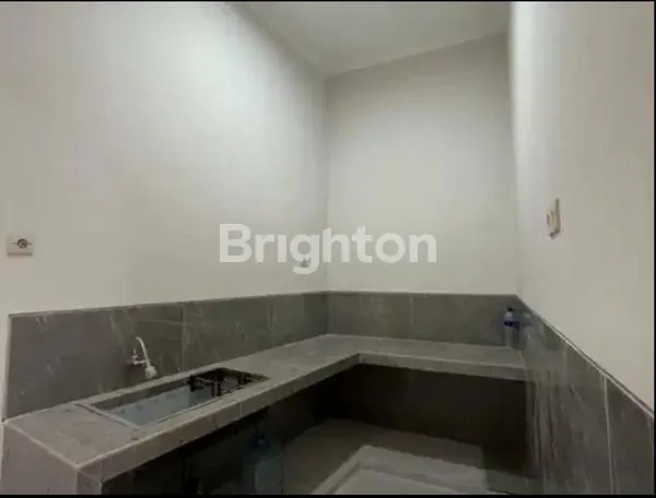 image BUTUH CEPAT RUMAH BARU GRESS MODERN MINIMALIS KLAMPIS SELANGKAH KERAYA MERR (7)