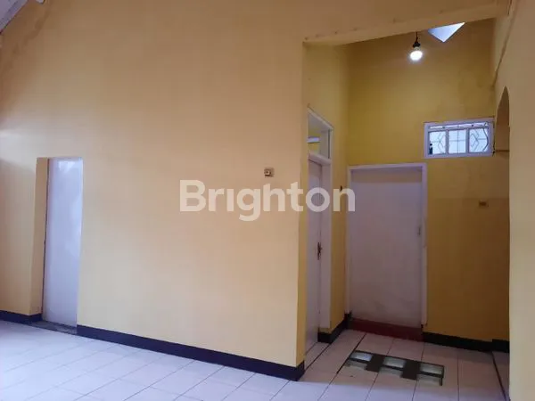 image RUMAH MINIMALIS DI KOMPLEK PERUMAHAN GRIYA BANDUNG ASRI (7)