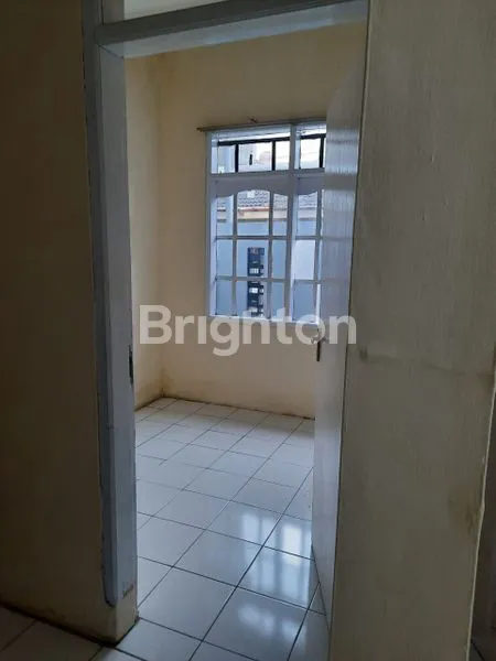 image RUMAH MINIMALIS DI KOMPLEK PERUMAHAN GRIYA BANDUNG ASRI (3)