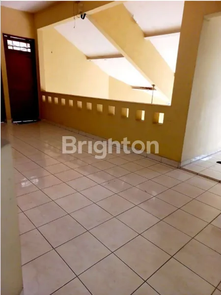 image RUMAH 2 LANTAI LANGKA DI NUSALOKA BSD – 5 KAMAR, GARASI 3 MOBIL (4)