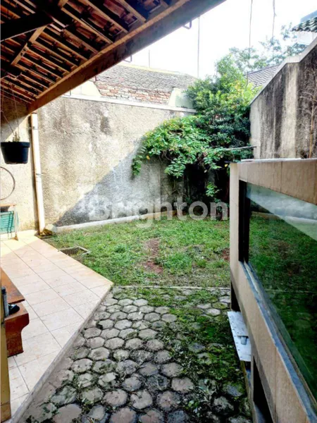 image RUMAH 2 LANTAI LANGKA DI NUSALOKA BSD – 5 KAMAR, GARASI 3 MOBIL (7)