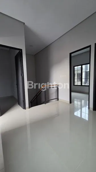 image RUMAH BRAND NEW CILEDUG TANGERANG  9 UNIT , 62 M2 / 105 M2 , 3KT / 3KM ,2 LANTAI , SHM , 1.050 M ,PARUNG SERAB  (5)