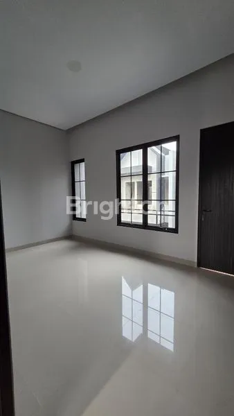 image RUMAH BRAND NEW CILEDUG TANGERANG  9 UNIT , 62 M2 / 105 M2 , 3KT / 3KM ,2 LANTAI , SHM , 1.050 M ,PARUNG SERAB  (6)