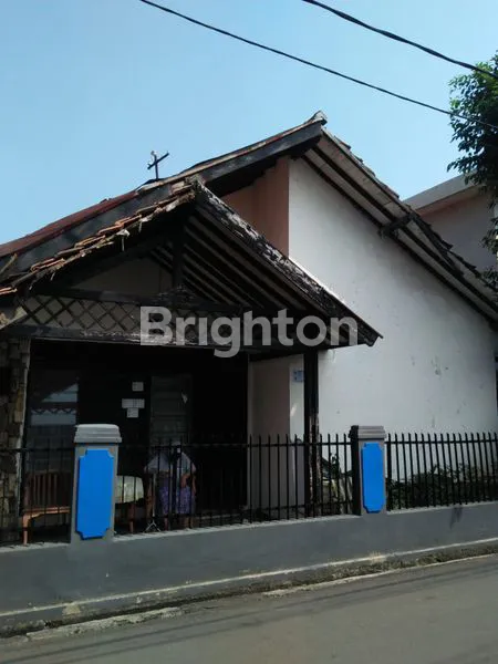 image DI JUAL RUMAH TUA LAYAK HUNI DAERAH CAWANG JAKARTA TIMUR  (1)