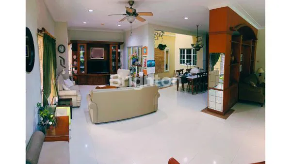 image RUMAH MEWAH PURI SIAP HUNI JAKARTA BARAT (1)
