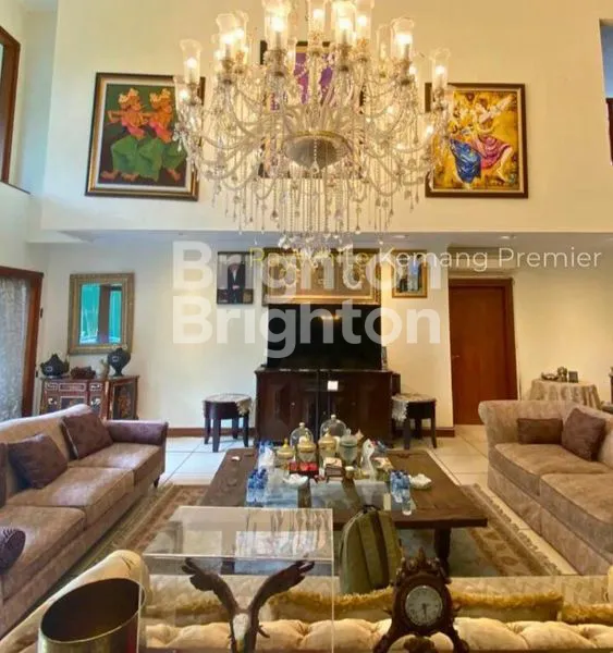image DIJUAL RUMAH PREMIUM MEWAH DI KAWASAN PREMIUM PONDOK INDAH JAKARTA SELATAN (2)