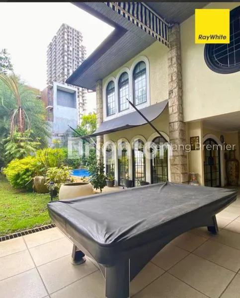 image DIJUAL RUMAH PREMIUM MEWAH DI KAWASAN PREMIUM PONDOK INDAH JAKARTA SELATAN (5)