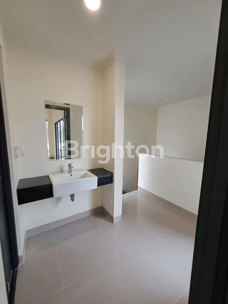 image RUMAH 2 LANTAI NON FURNISHED CLUSTER LEONORA DI GADING SERPONG (5)