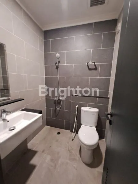 image RUMAH 2 LANTAI NON FURNISHED CLUSTER LEONORA DI GADING SERPONG (3)