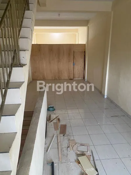 image RUKO 3½ TINGKAT SIAP HUNI – JL MENTENG, MEDAN\\\\N (7)