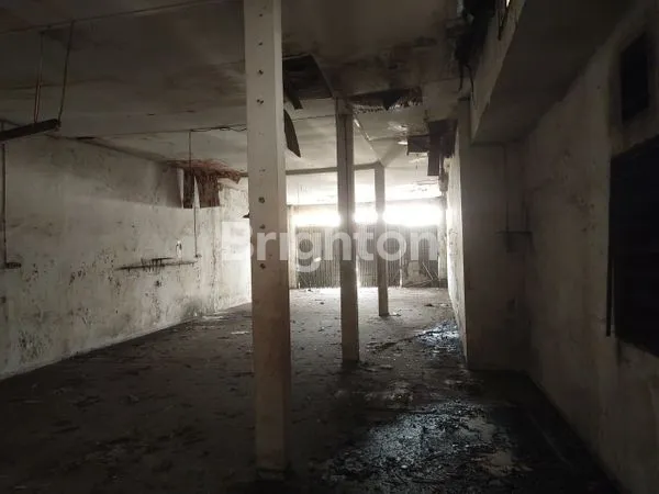 image RUKO 1,5 LANTAI HITUNG TANAH BONUS BANGUNAN, SIDOTOPO WETAN, SURABAYA (2)