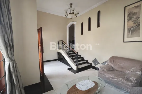 image RUMAH ELITE KELAPA PUAN TIMUR | LT 170 / LB 400 | HADAP SELATAN | SHM (6)