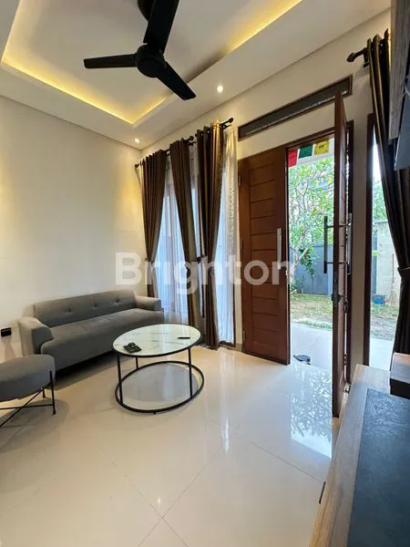 image DI JUAL RUMAH FULL FURNISHED  RENON (2)