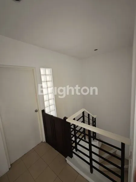 image RUMAH RAPI SUDAH RENOV DI PERMATA ELOK KARAWACI (7)