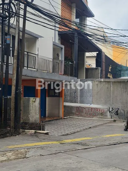 image RUKO STRATEGIS DI JL. RS FATMAWATI, DEKAT MRT & CILANDAK TOWN SQUARE (3)