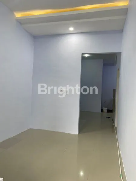 image RUMAH NEW GRESS DENAN 3 KAMAR TIDUR DEKAT RAYA MERR, MEDOKAN, WONOREJO, TOL WARU-JUANDA (2)