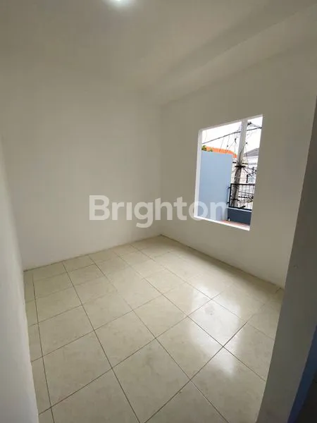 image RUMAH NEW GRESS DENAN 3 KAMAR TIDUR DEKAT RAYA MERR, MEDOKAN, WONOREJO, TOL WARU-JUANDA (5)