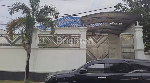 image RUMAH MEWAH LT 372M² DI BABATAN PANTAI, SURABAYA TIMUR (1)