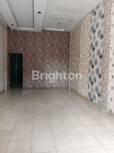 image RUKO 2 1/2 LANTAI DI PINGGIR JALAN ASPAL,BISA UTK USAHA DAN KANTOR (7)