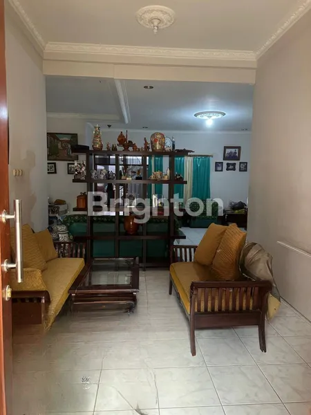 image RUMAH  DI SARIJADI BANDUNG UTARA SEMI FURNISHED (2)