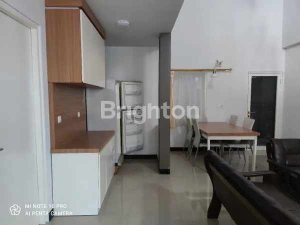 image RUMAH STRATEGIS DI DARMO PERMAI, LT 141M² LB 220M² (3)