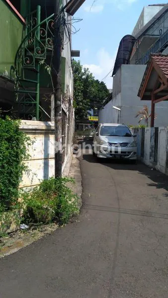 image RUMAH SIAP HUNI & BERPENGHASILAN DI JAKTIM (4)