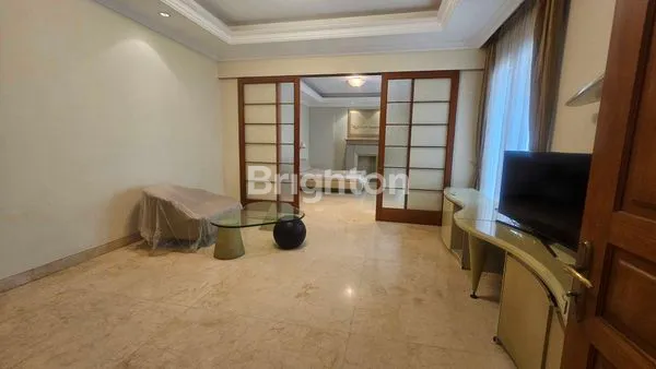 image RUMAH MEWAH CLASSIC PREMIUM DI JANTUNG KEMANG SELATAN – SIAP HUNI (5)