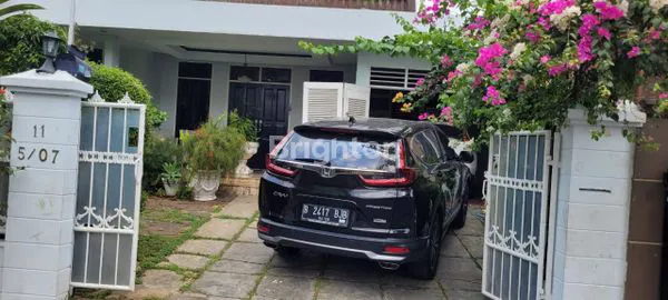 image RUMAH ASRI LT 396M² DI KEBON JERUK, HARGA NEGO (7)