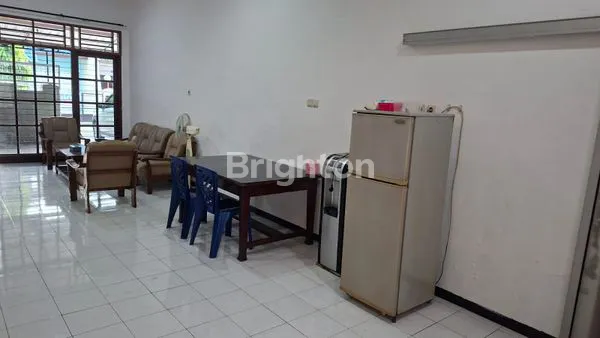 image RUMAH SIAP HUNI FULL FURNISH 1,5 LANTAI DI SOLO BARU (3)