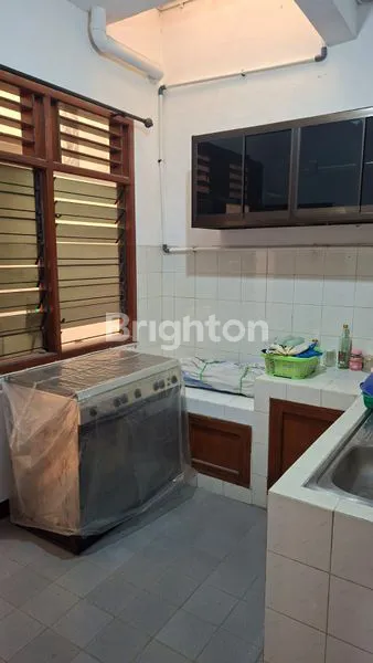 image RUMAH SIAP HUNI FULL FURNISH 1,5 LANTAI DI SOLO BARU (6)