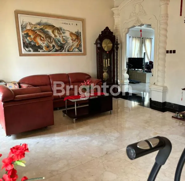 image HUNIAN EROPA KLASIK, 5 KT & 6 KM DI PANAKKUKANG (2)