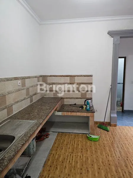 image RUMAH 2 LT SIAP HUNI DI CLUSTER HOLANDIA LIPPO KARAWACI UTARA TANGERANG (3)