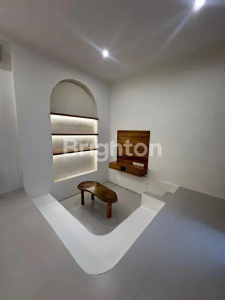 image *VILLA MEWAH FURNISHED LENGKAP, SEWA JANGKA PANJANG SEMINYAK* (4)