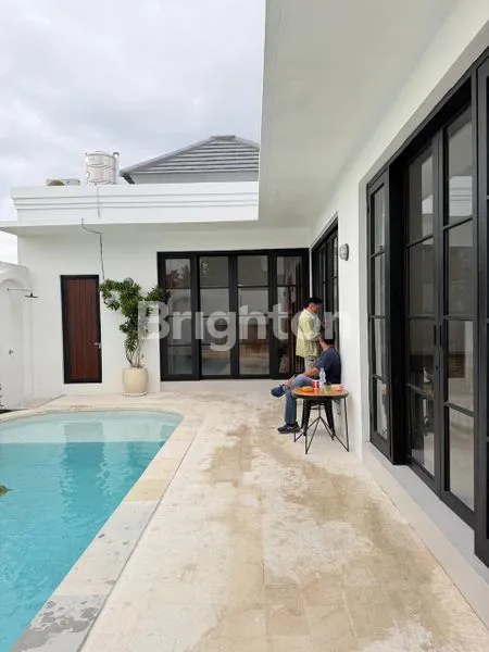 image *VILLA MEWAH FURNISHED LENGKAP, SEWA JANGKA PANJANG SEMINYAK* (1)