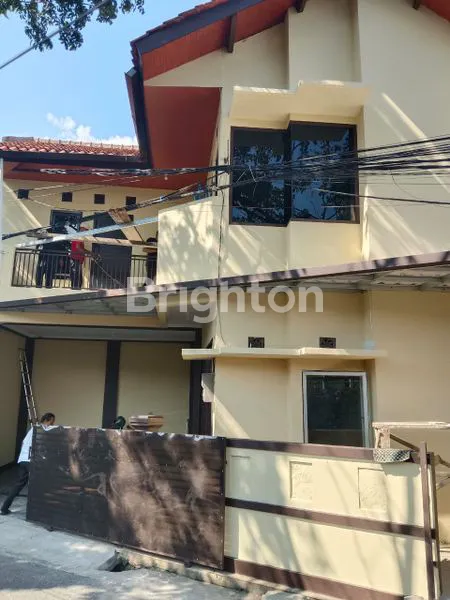 image RUKO STRATEGIS DI PARAKAN SAAT ARCAMANIK BANDUNG (2)