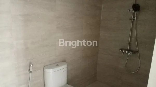 image RUMAH MEWAH 3+1 KT, SHM, LOKASI STRATEGIS DENPASAR (8)