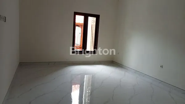 image RUMAH MEWAH 3+1 KT, SHM, LOKASI STRATEGIS DENPASAR (4)