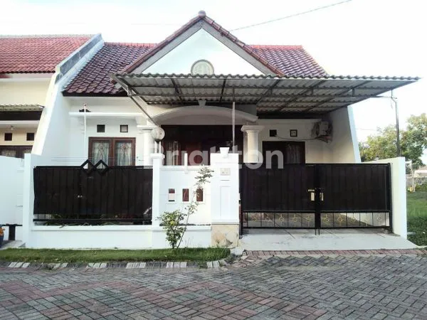 image DIJUAL RUMAH SIAP HUNI DI GRAHA SAMPURNA INDAH WIYUNG SURABAYA BARAT (1)