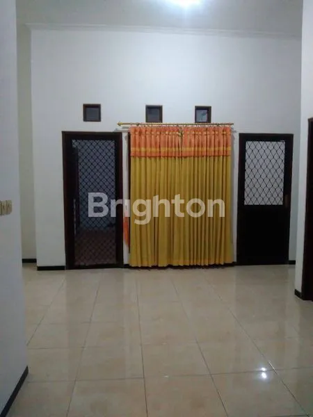 image DIJUAL RUMAH SIAP HUNI DI GRAHA SAMPURNA INDAH WIYUNG SURABAYA BARAT (4)